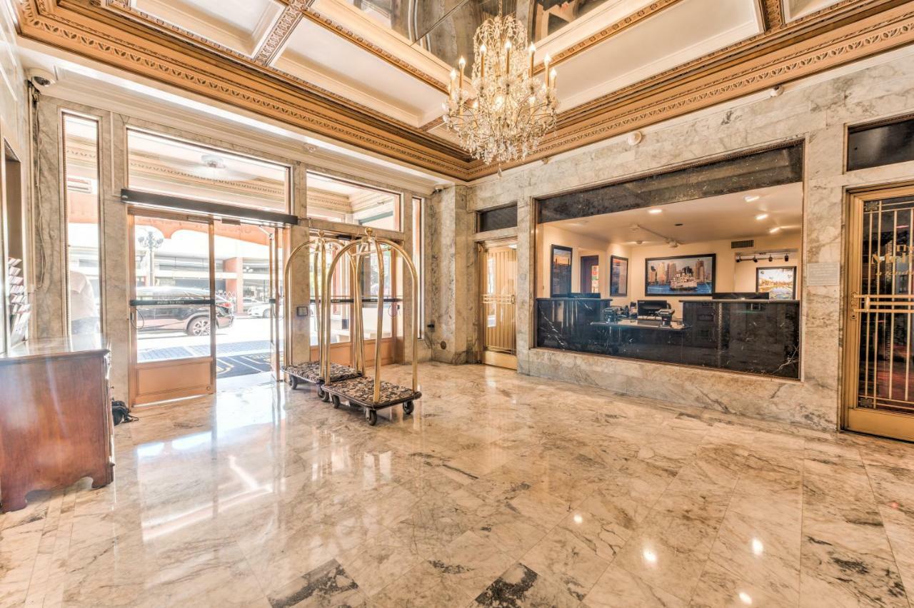 Gaslamp Plaza Suites ซานดิเอโก ภายนอก รูปภาพ