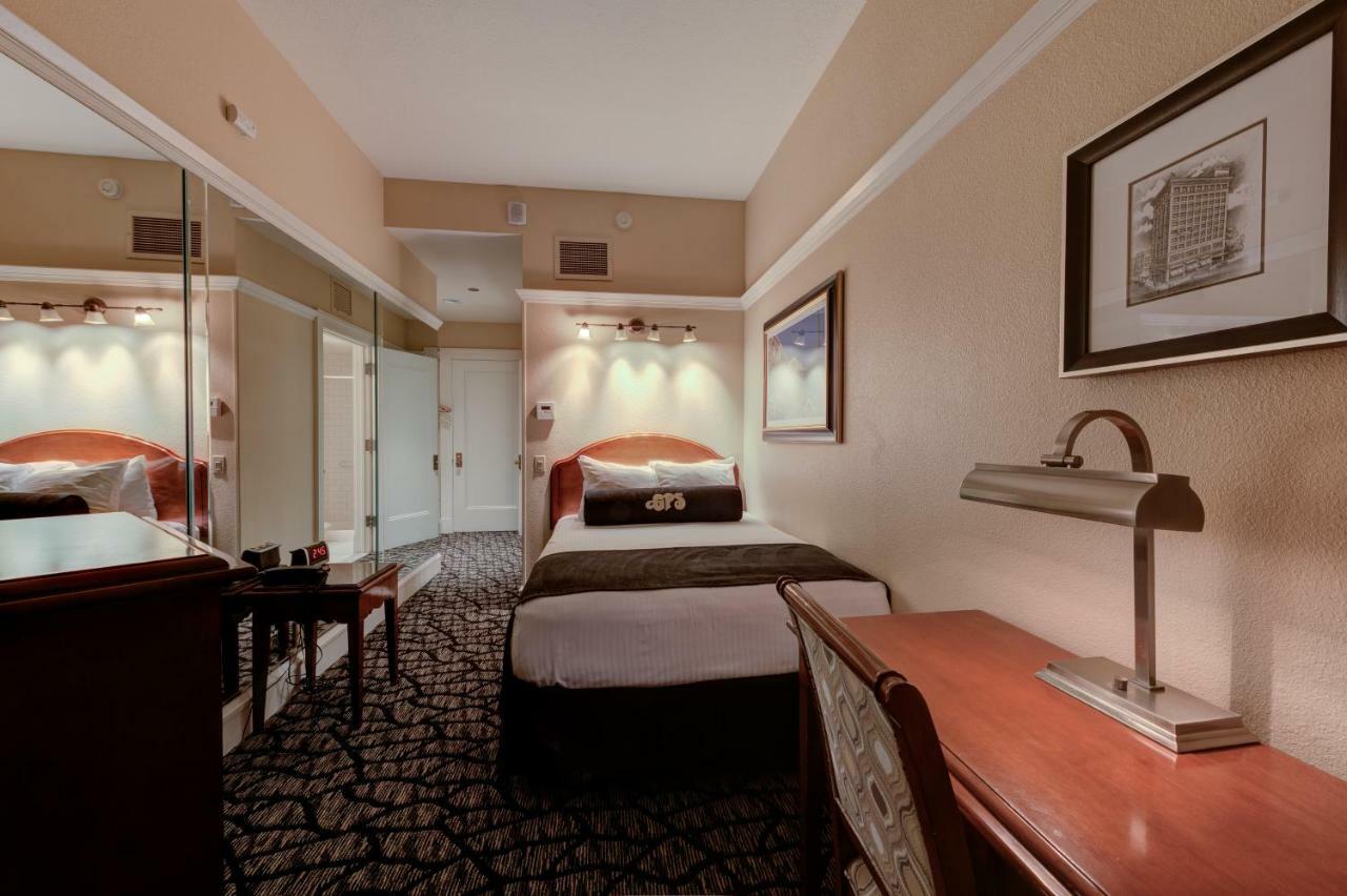 Gaslamp Plaza Suites ซานดิเอโก ภายนอก รูปภาพ